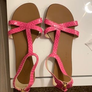 Vacini Tapeet sandals